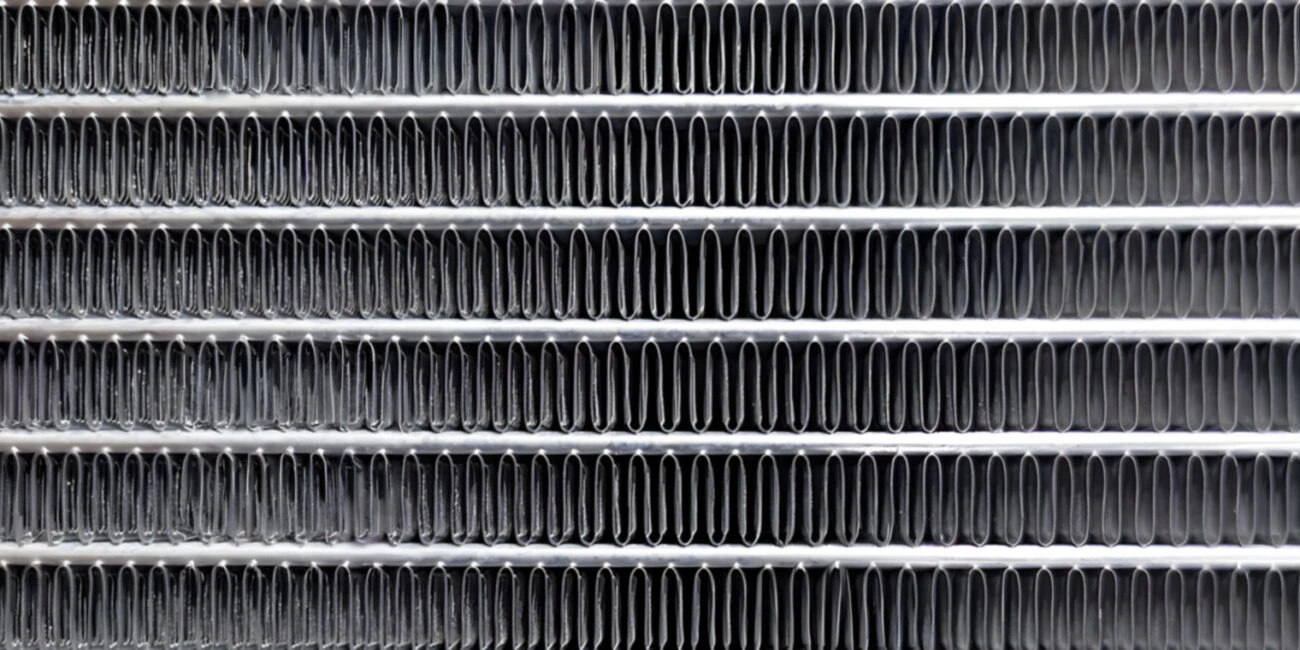 High-performance automotive radiator heat exchanger